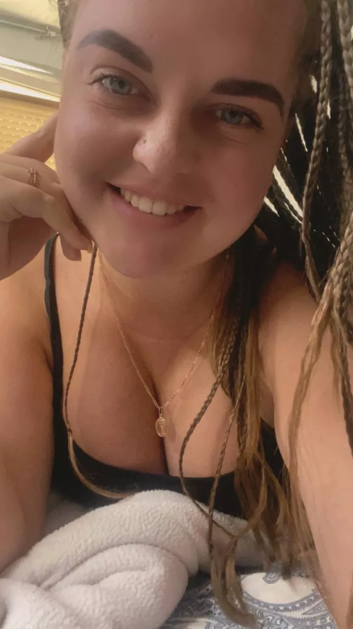 I want to make you cum on me