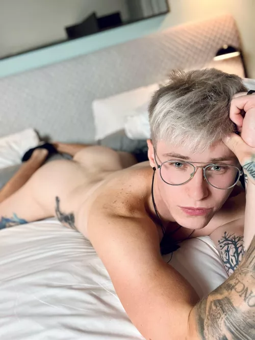 I want u to come and eat me out !