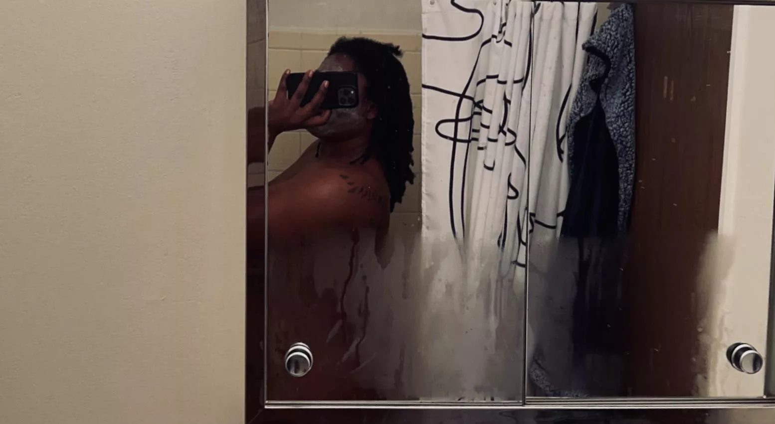 I’m not wearing anything 🤭