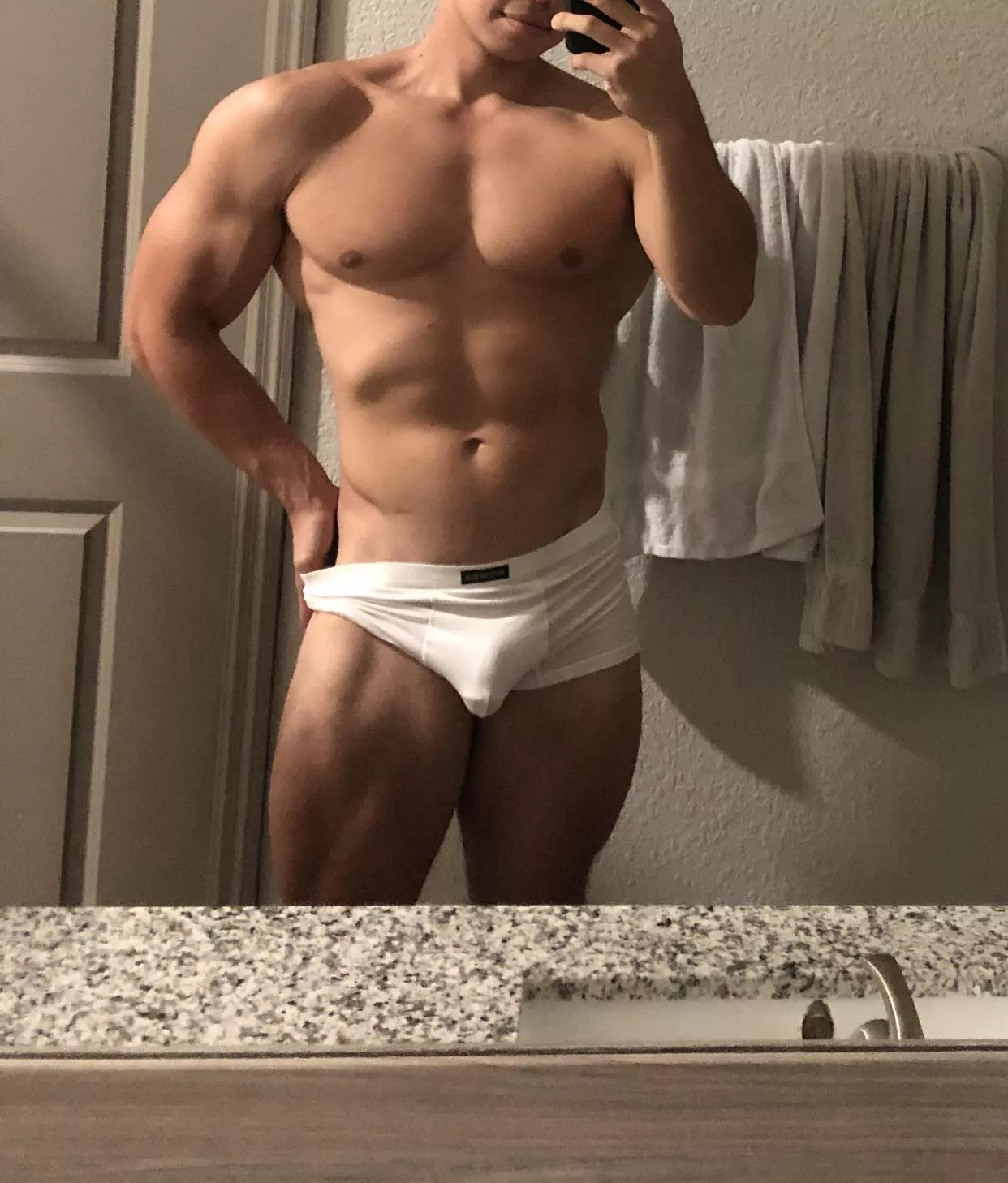 Keeping it simple with the plain white trunks