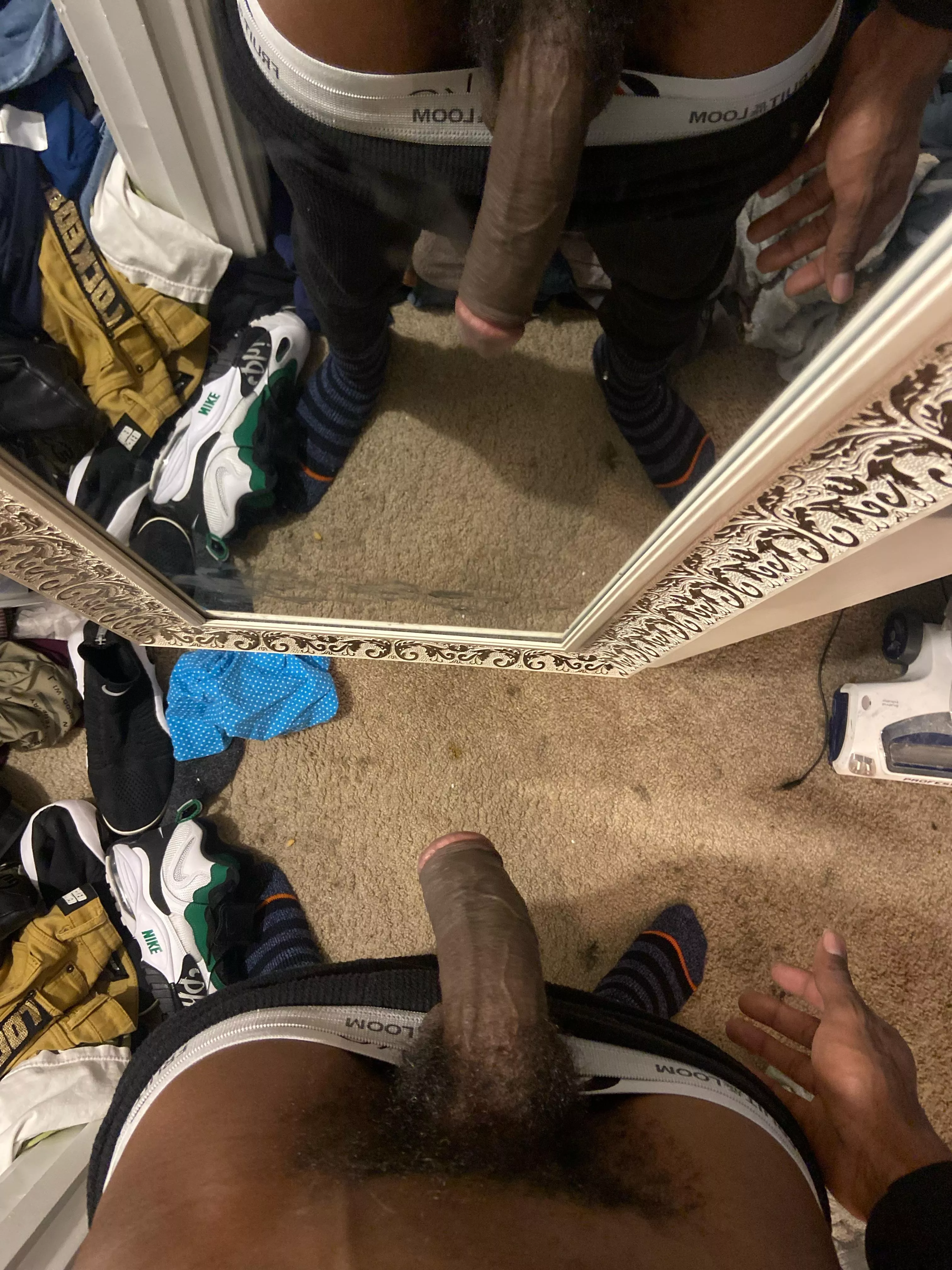 Let it hang while I stroke it