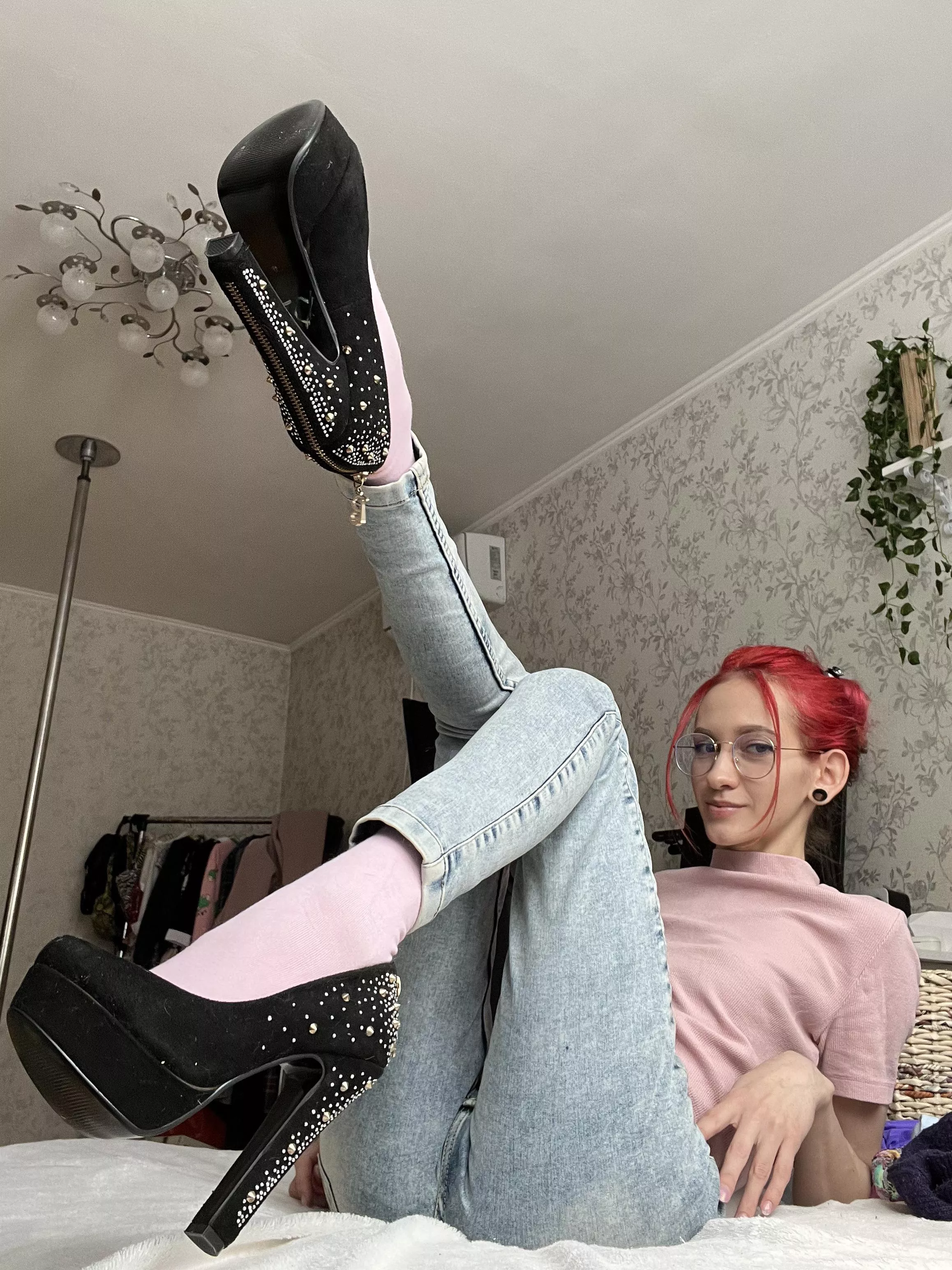 Little girl with the long legs