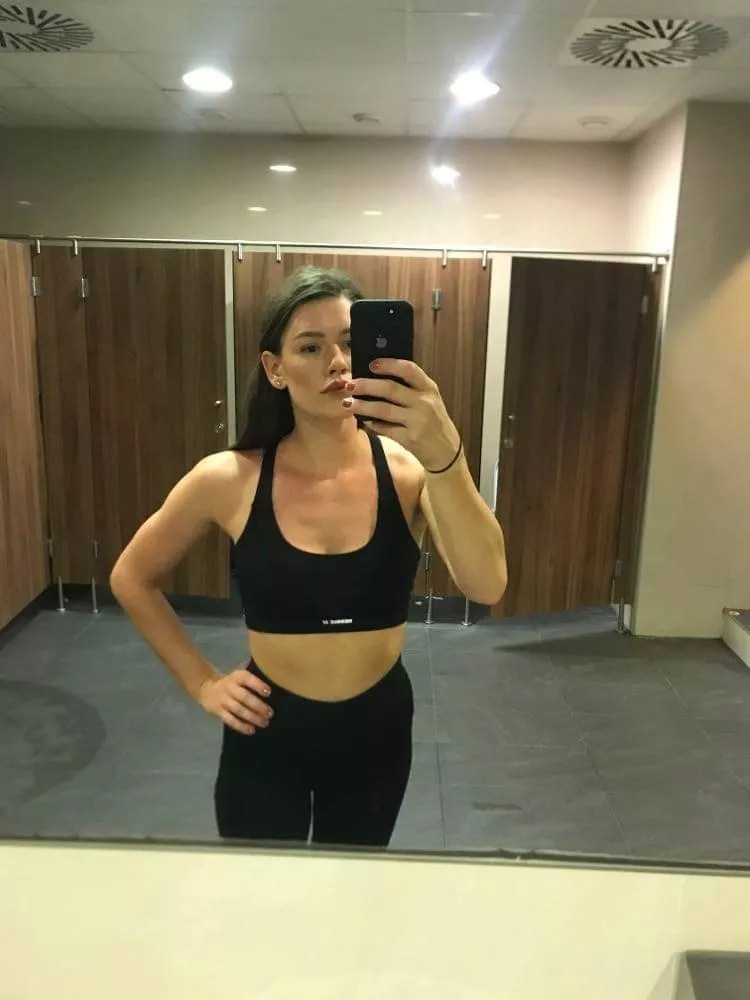 looking for a gym buddy. [F]