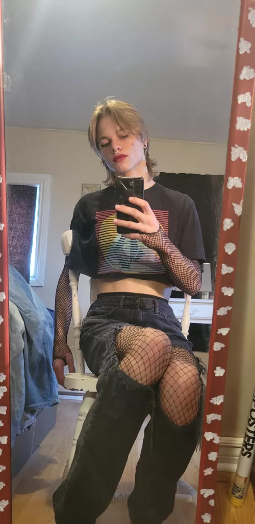 My first ever femboy Friday! 😊❤