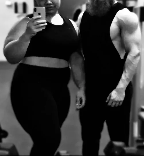 Need a perfect goddess to humiliate and degrade me online while they sext my Husband to take Him from me... Let Him vent to you about how He’s so sick of my shit and prefers your beautiful body over my mombod and tell me how worthless I am compared to 