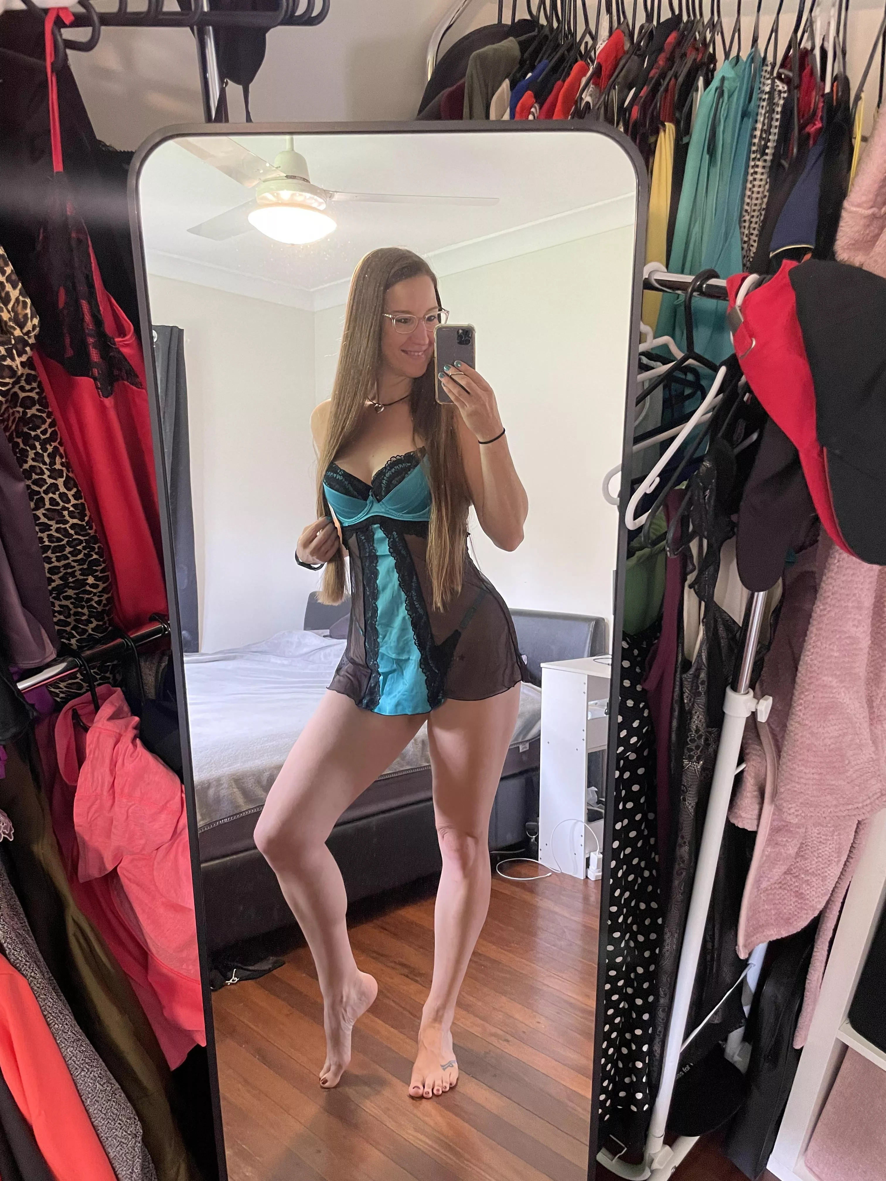 New lingerie makes me feel sexy ✨