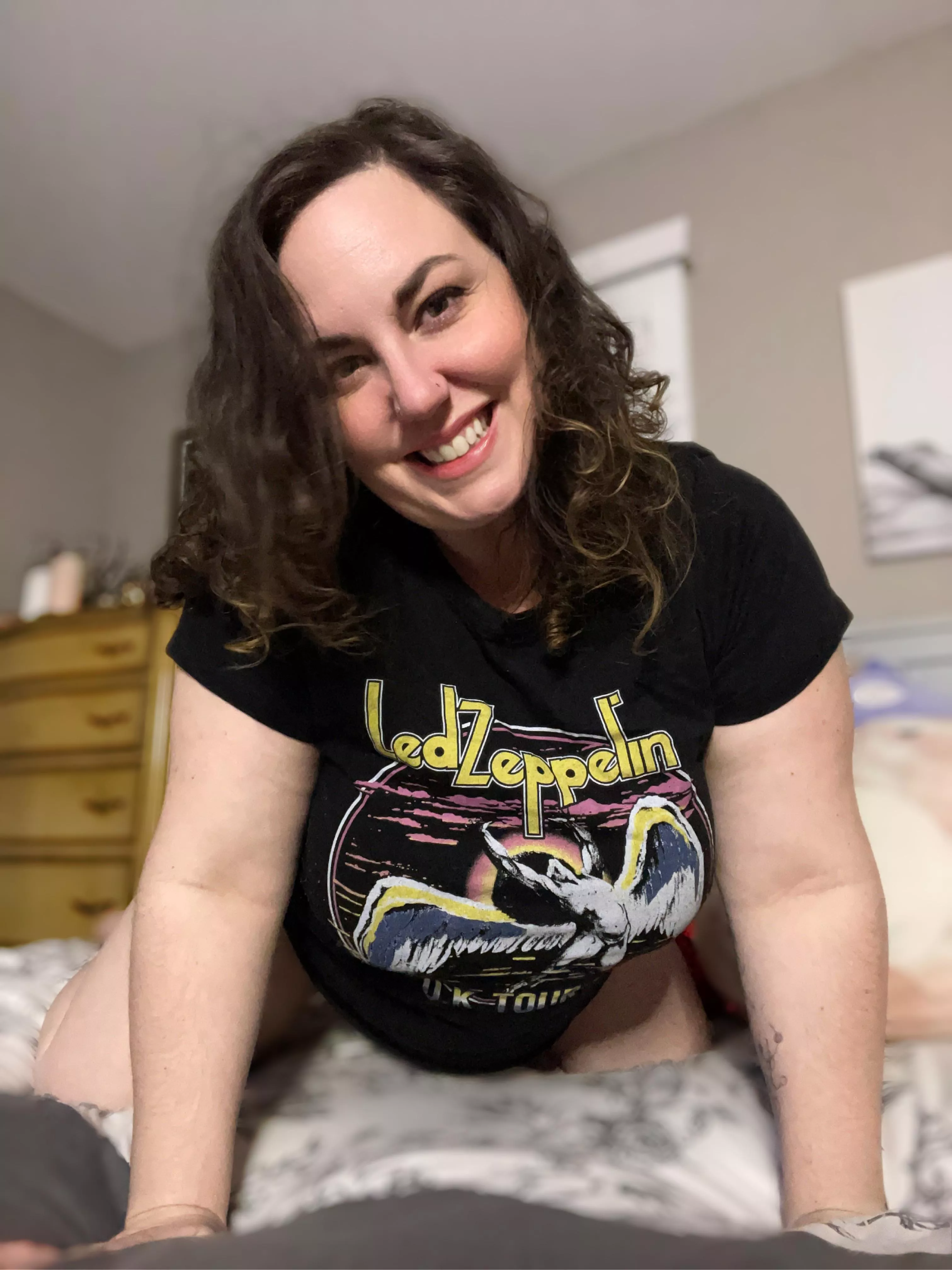 Playful night! 💋 OC