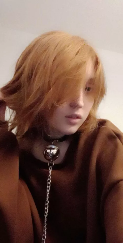 Pull my leash?? Please?? :(