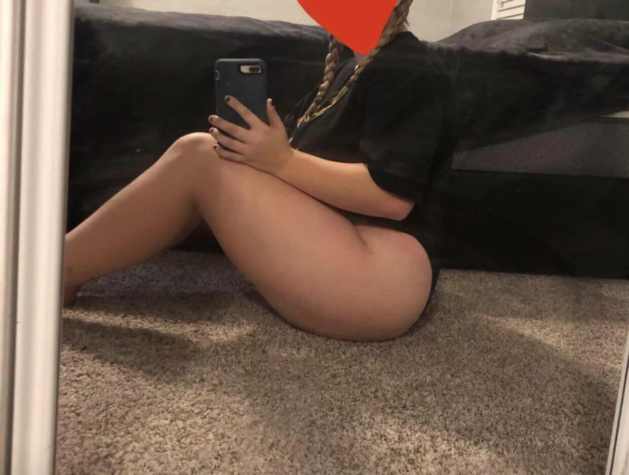 😋❤️ [Selling] Beautiful black panties for $20 each plus free shipping 🖤Message me here or on my kik : cordiluv