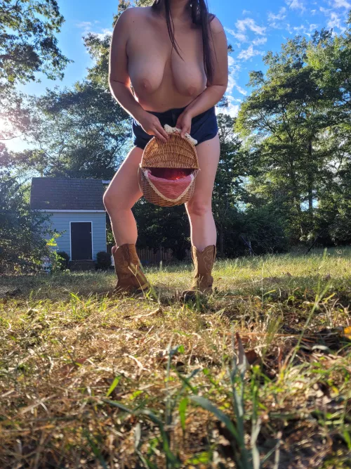 Take this as your invite😉