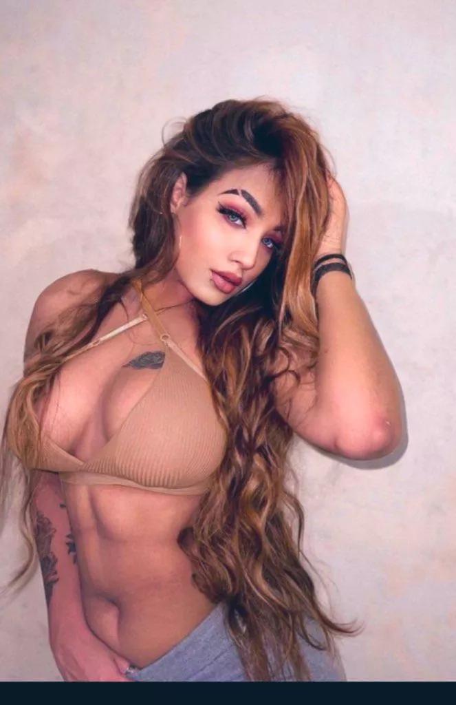 The little pudge is hot as fuck