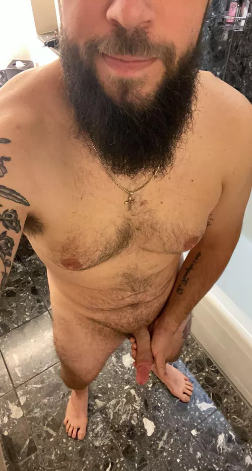 Took this before the wedding I went to yesterday, wish I had taken someone back with me 😈