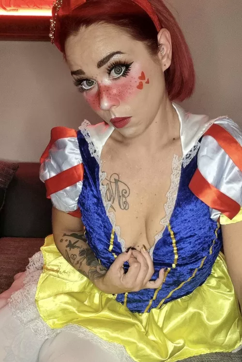 Would you be happy to date a girl with a body like mine?