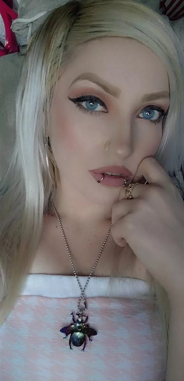 would you let me hit your blunt ?