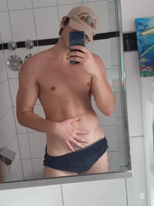 [19] Do you want to play with me?😊