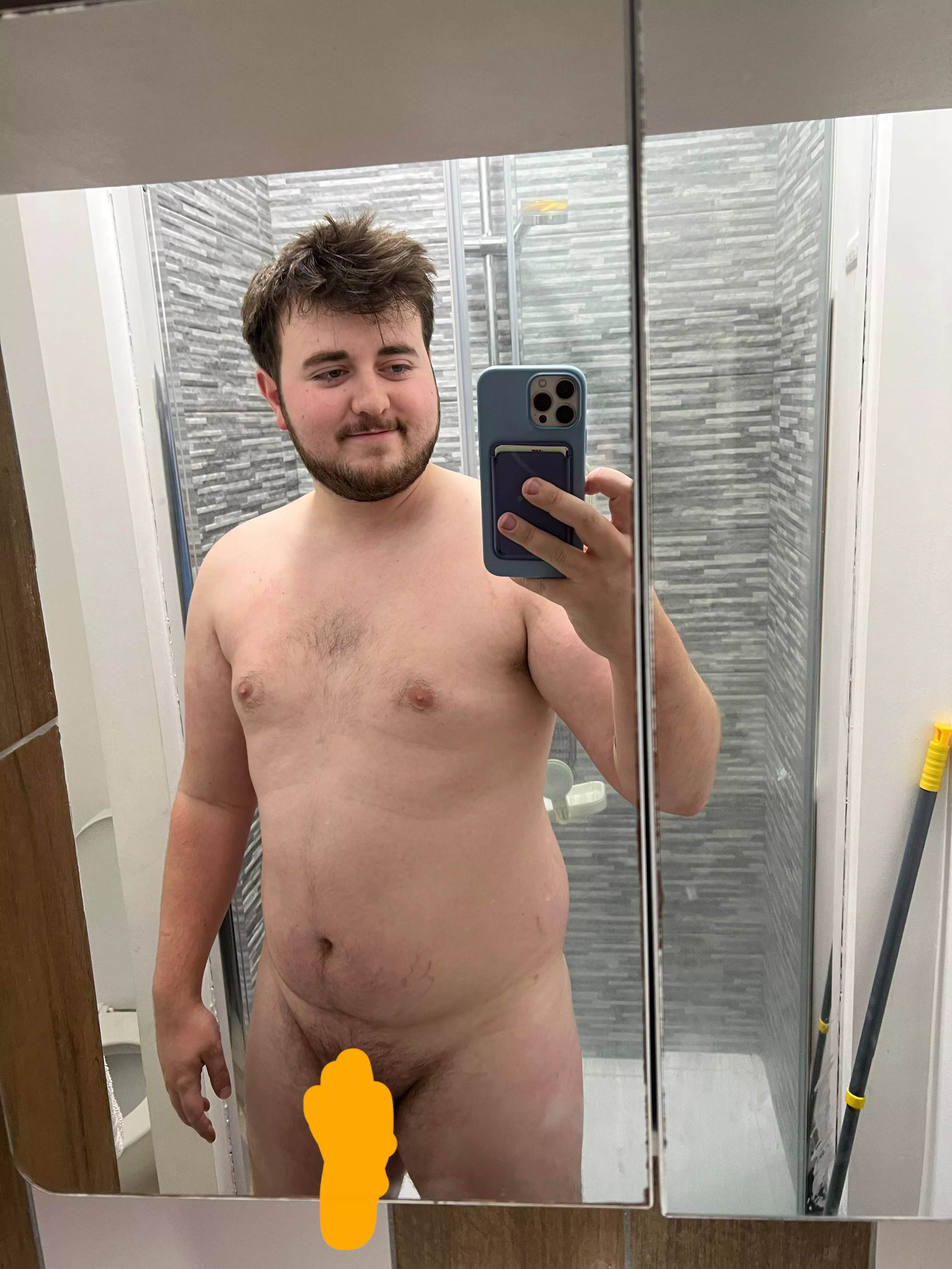 (21) hungover and need a cuddle and some food