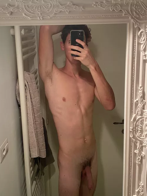 24 (m) Do I look attractive? Honest opinion