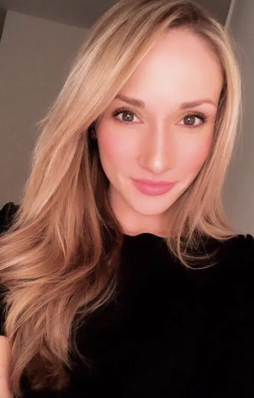 Absolutely beautiful face