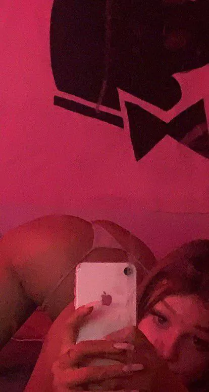 add my snap if you wanna videocall or sext❤️ @miatay.03