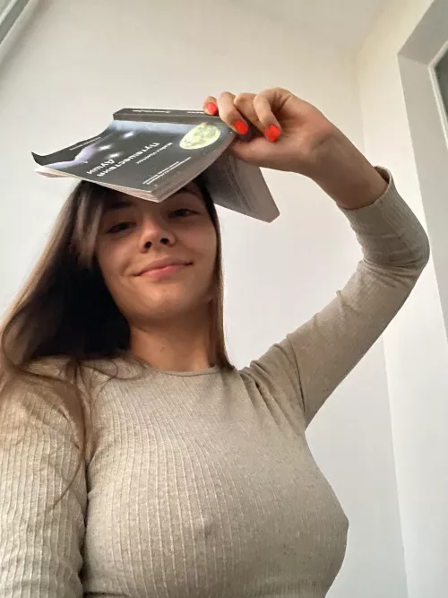 Any smart girls lovers?