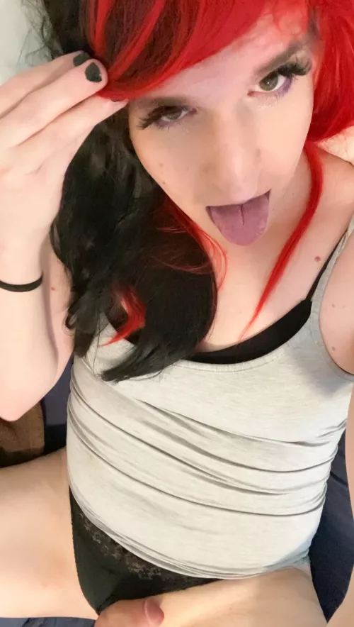 Can I Be You Dick Girl Tonight Daddy? ;) 🤭👅😘