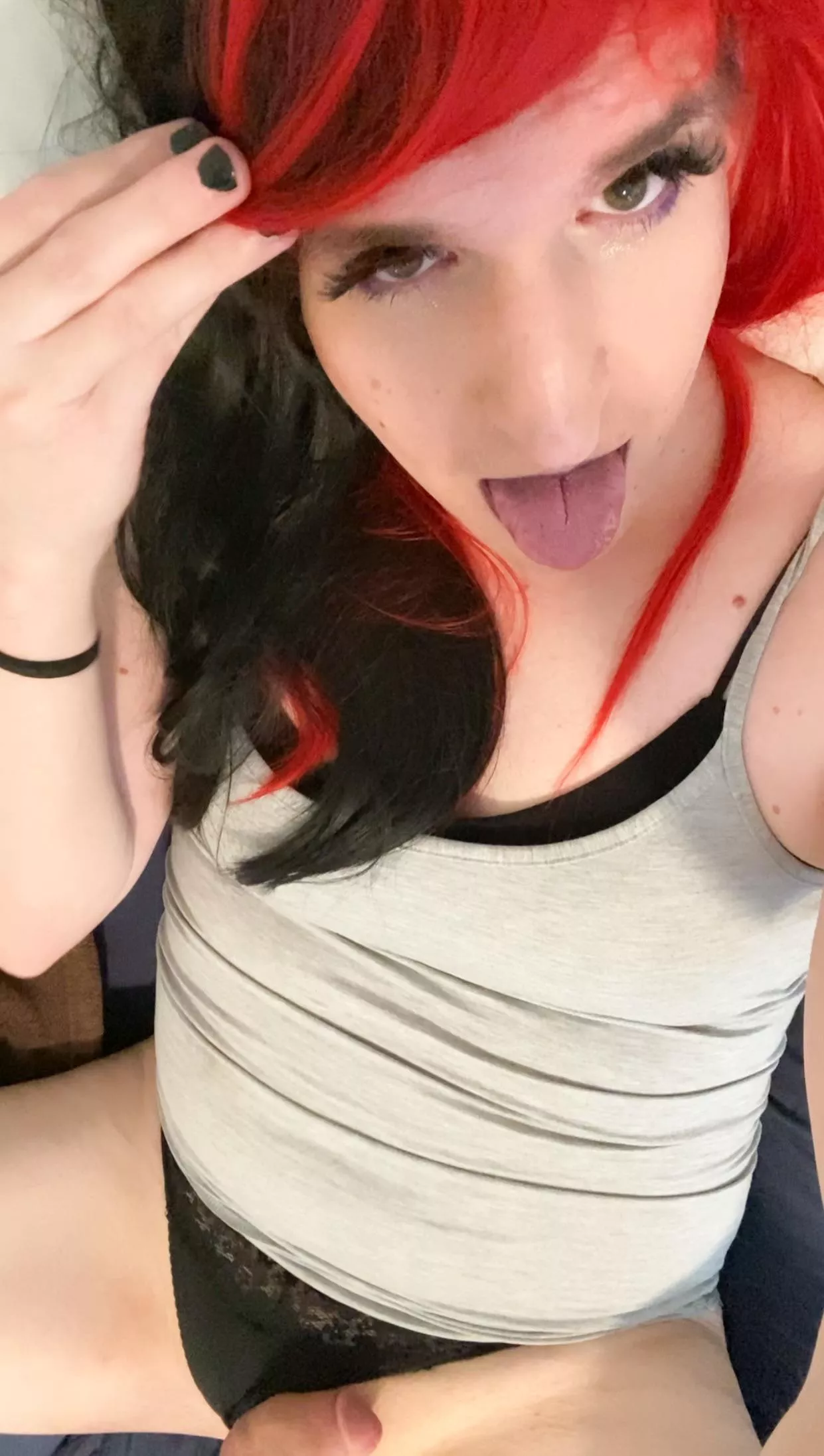 Can I Be You Dick Girl Tonight Daddy? ;) 🤭👅😘