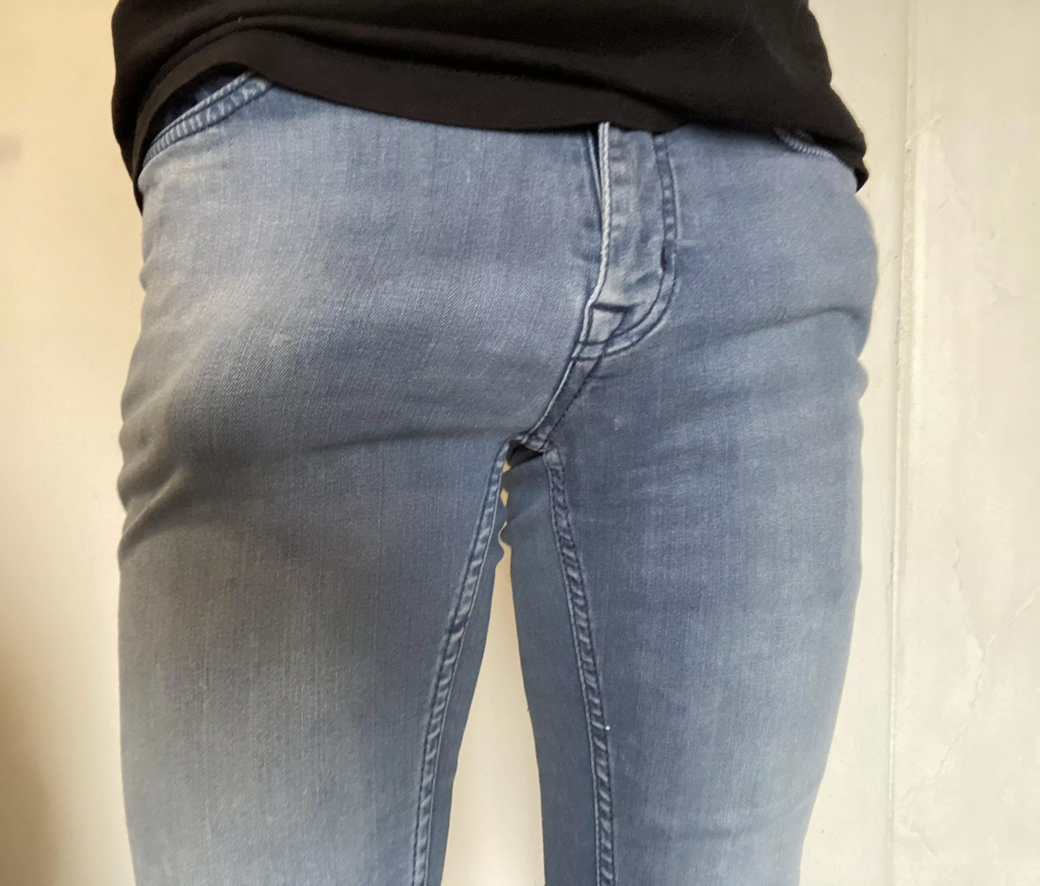 Do you think you’d notice if I walked by?