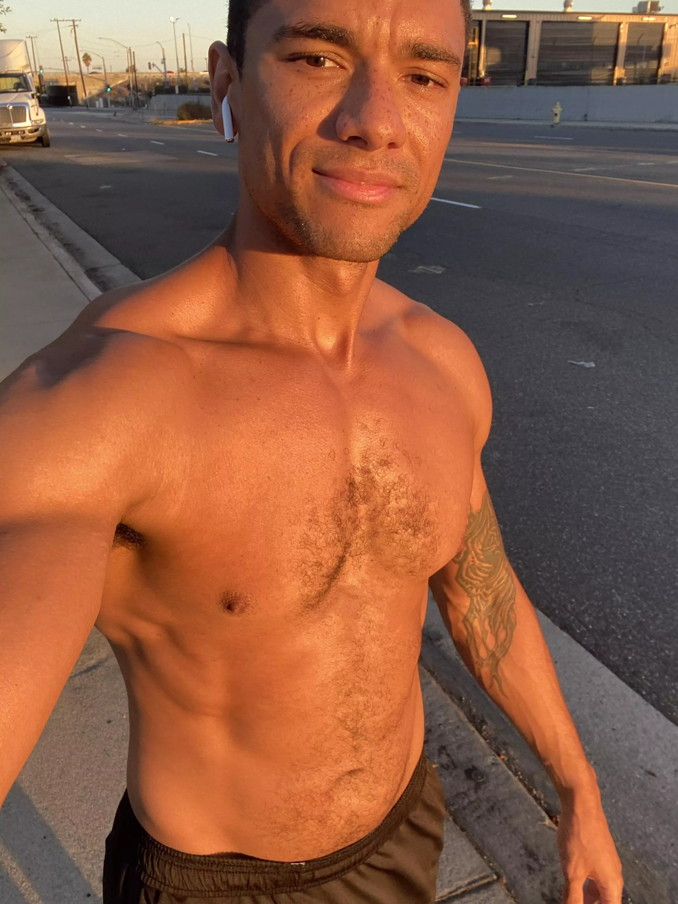 Golden hour jogging looks so good on my skin (SFW)