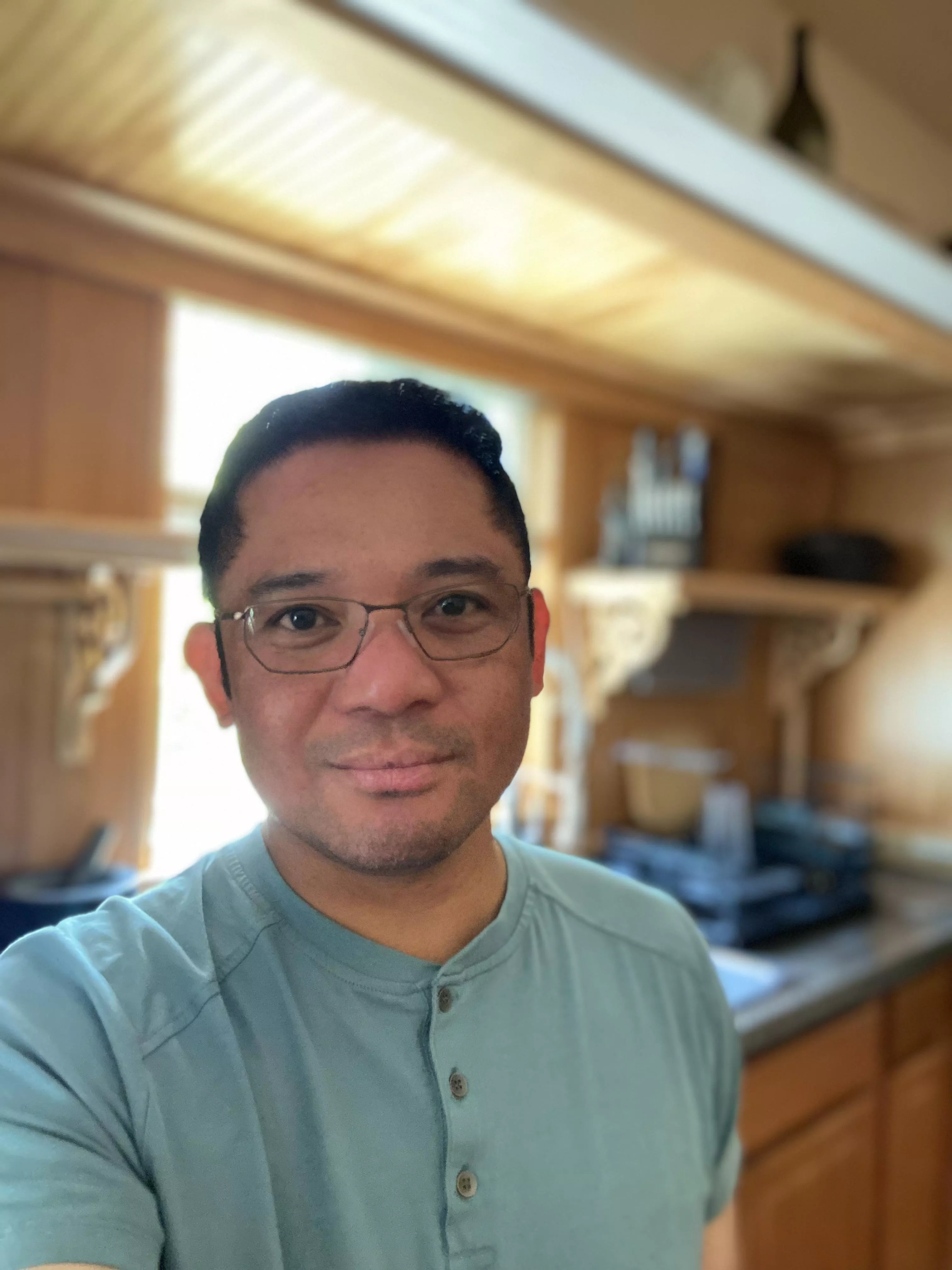 Happy Sunday. Testing out the new phone with glasses.