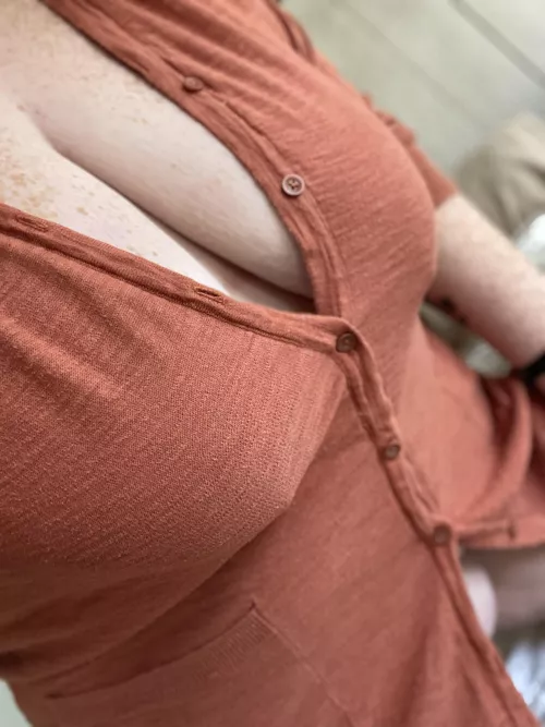 Happy world kindness day from me and my cardigan