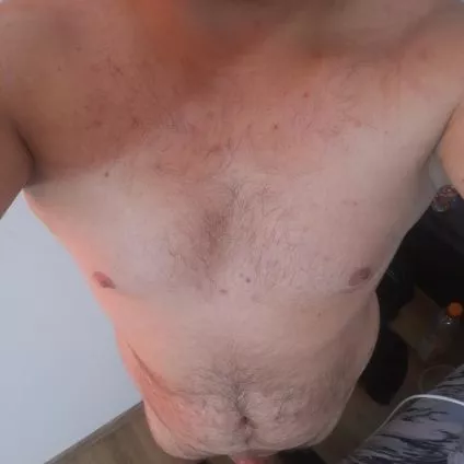 hey, I'm a bisexual guy, is anyone interested in my pictures, I like it when they are humbled