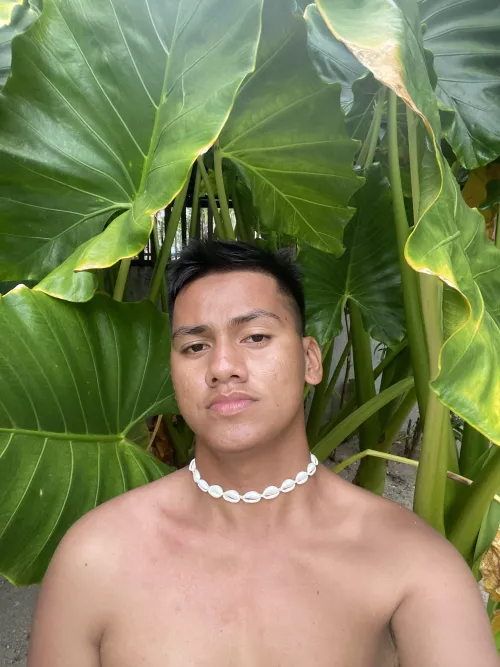 Hi I’m Ram cute asian from Philippines 🇵🇭 if you interested get along with me.