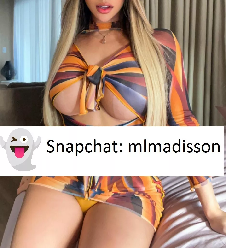 hi , shall i have some fun tonight more often ? step-bro 💝