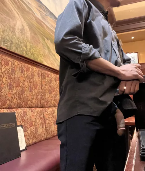 Host- Welcome in! How may I serve you this evening?