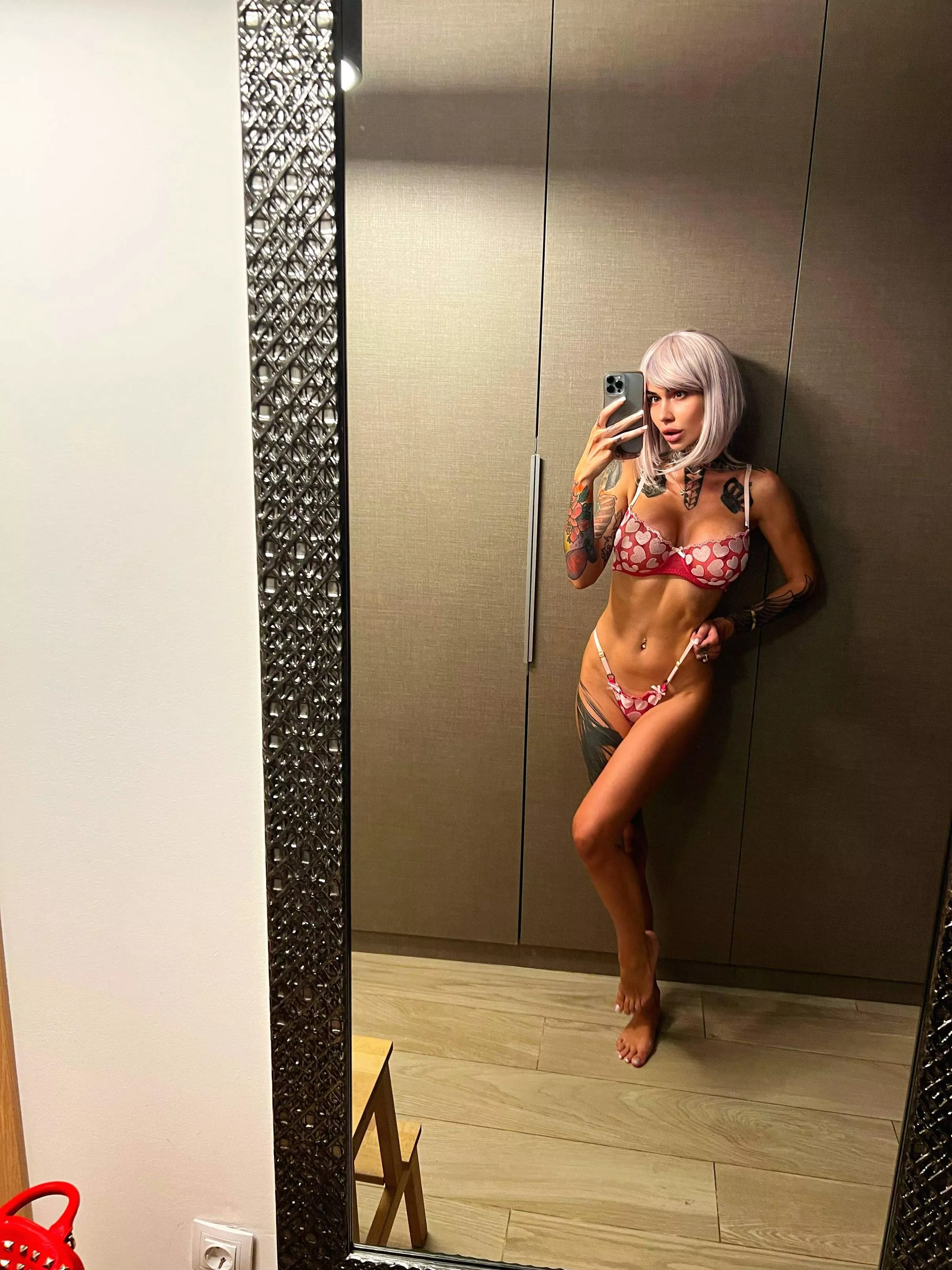 I don't need big breasts to be sexy