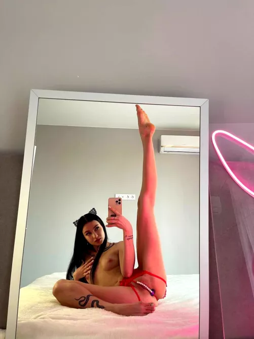 I don't need big breasts to be sexy