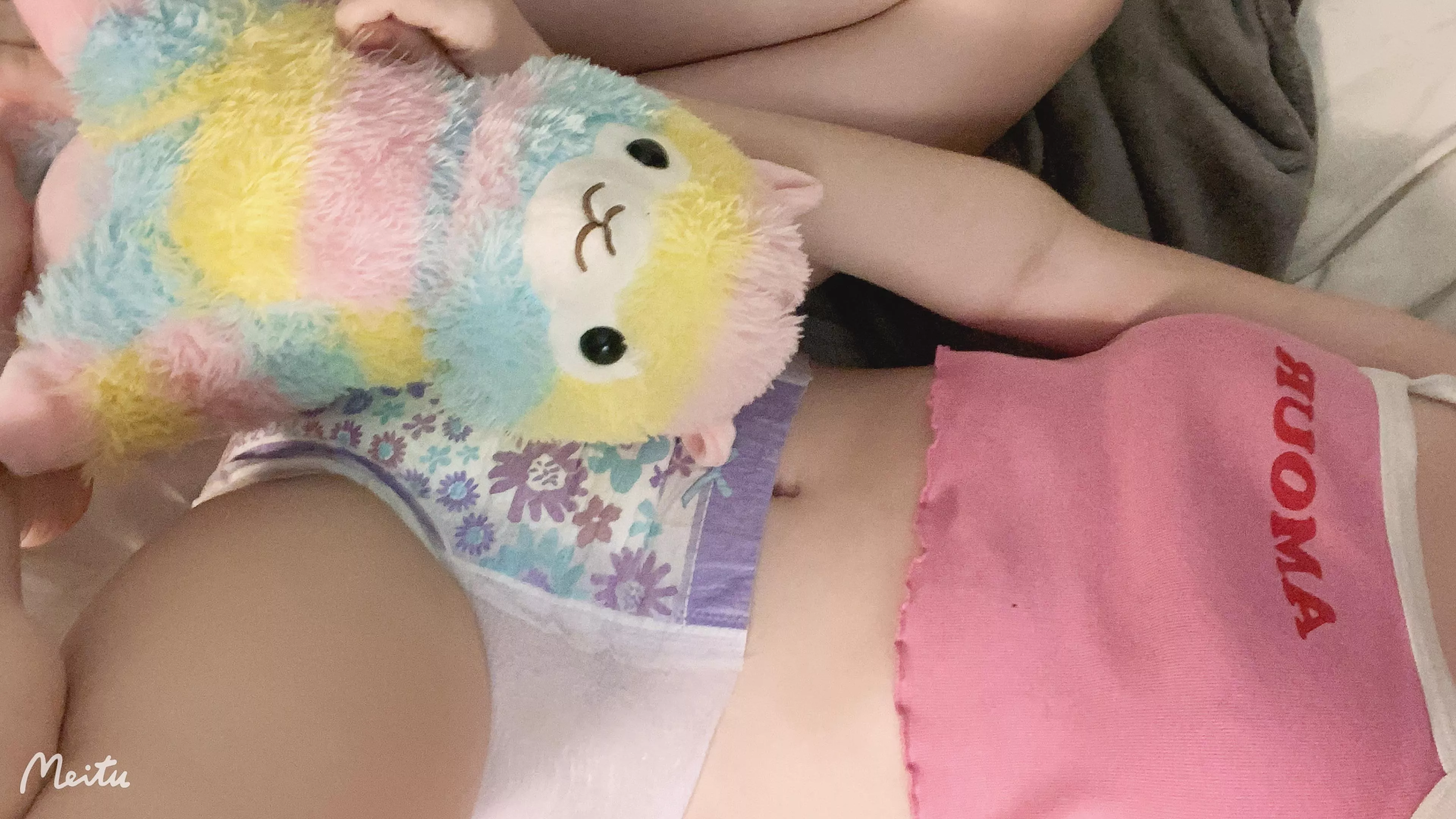 I made new videos in my cute pull-ups 💕