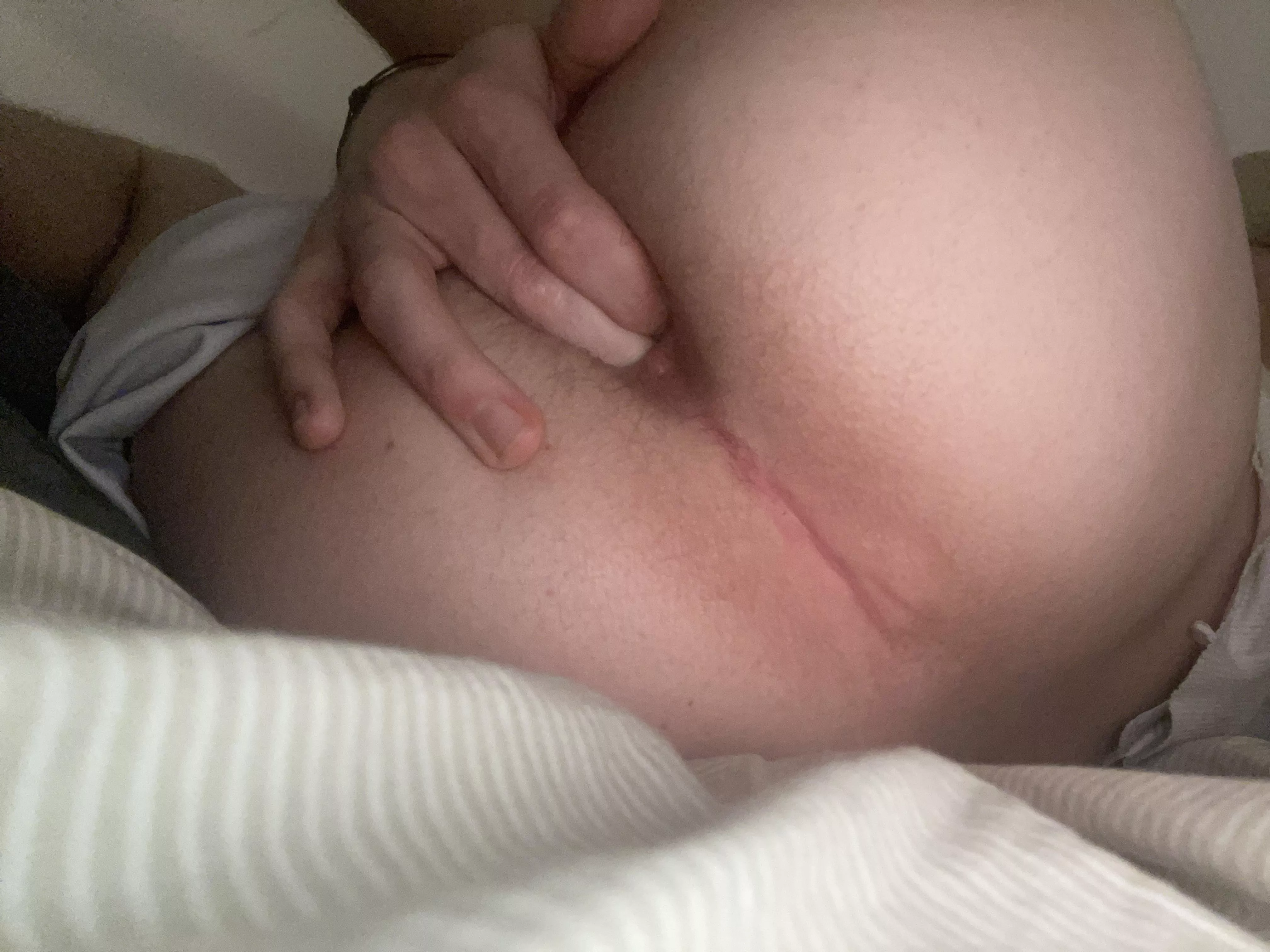 I prefer it when someone else stretches my hole