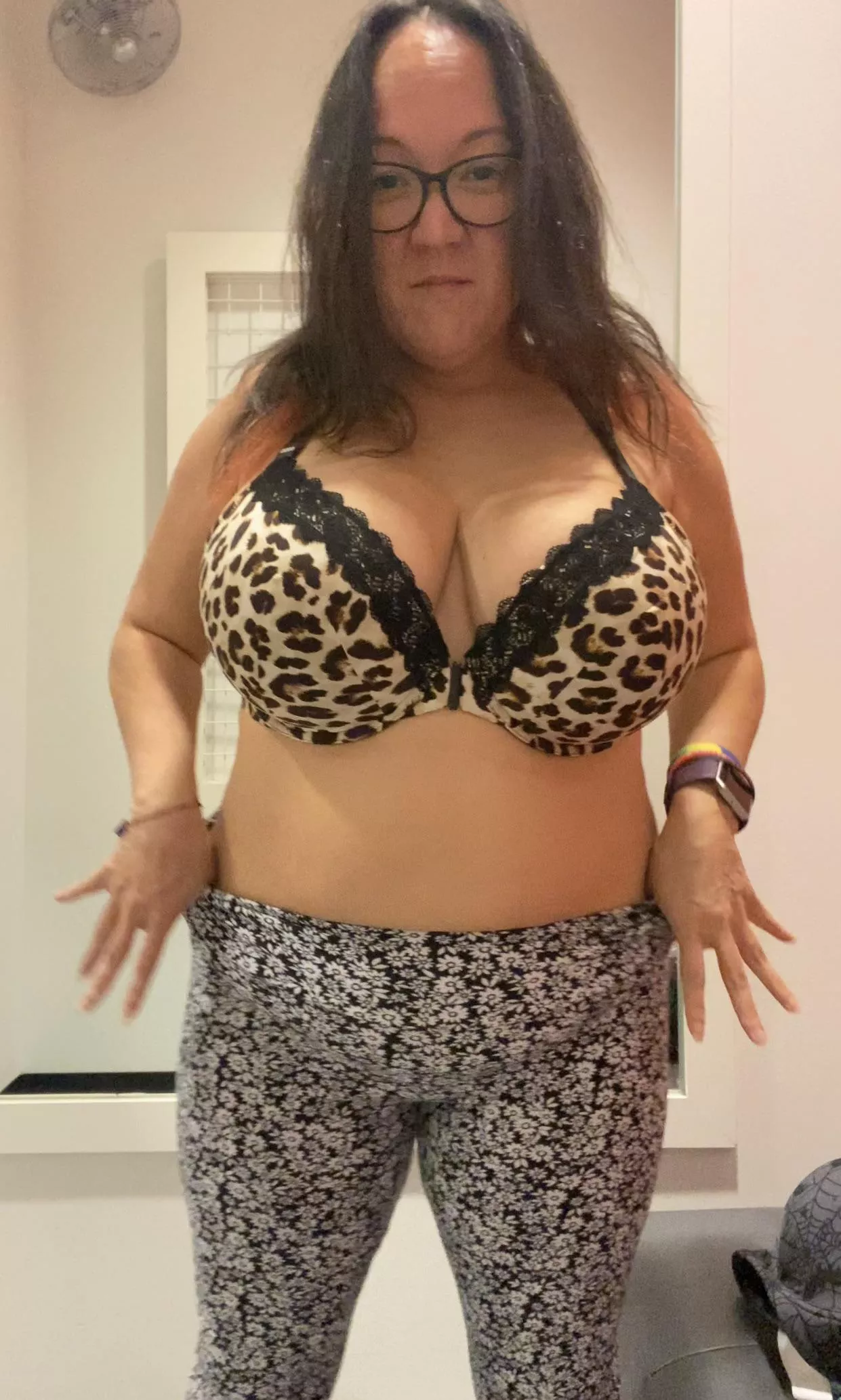 I’m an all natural mom who loves a pretty bra that actually supports me. 44f