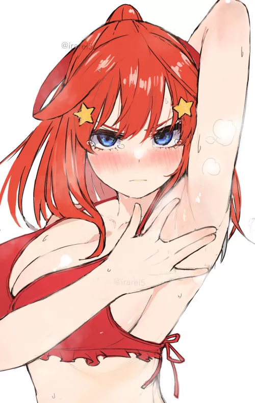 Itsuki showing off her sweaty armpits