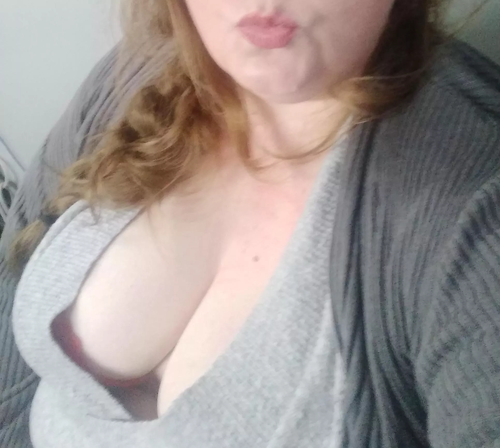 kisses and clevage