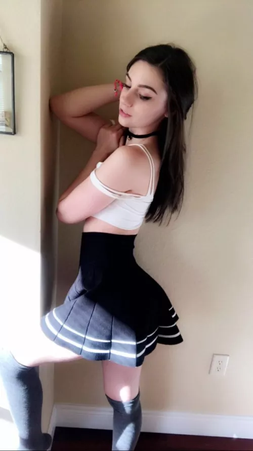 Let's let your wife at least get to lick my pussy clean when we're done 😇