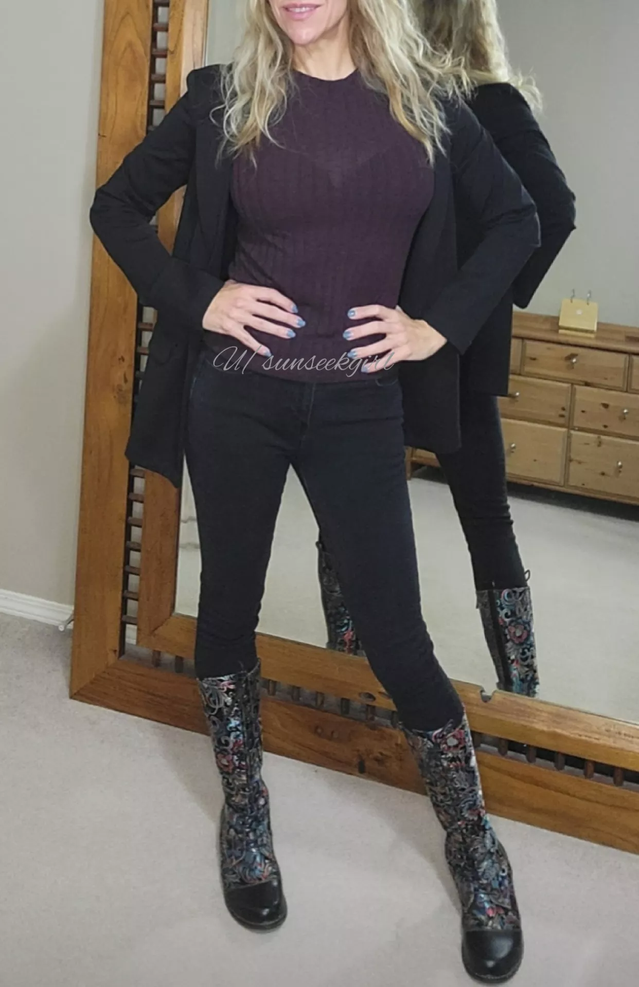 Love these colorful boots.