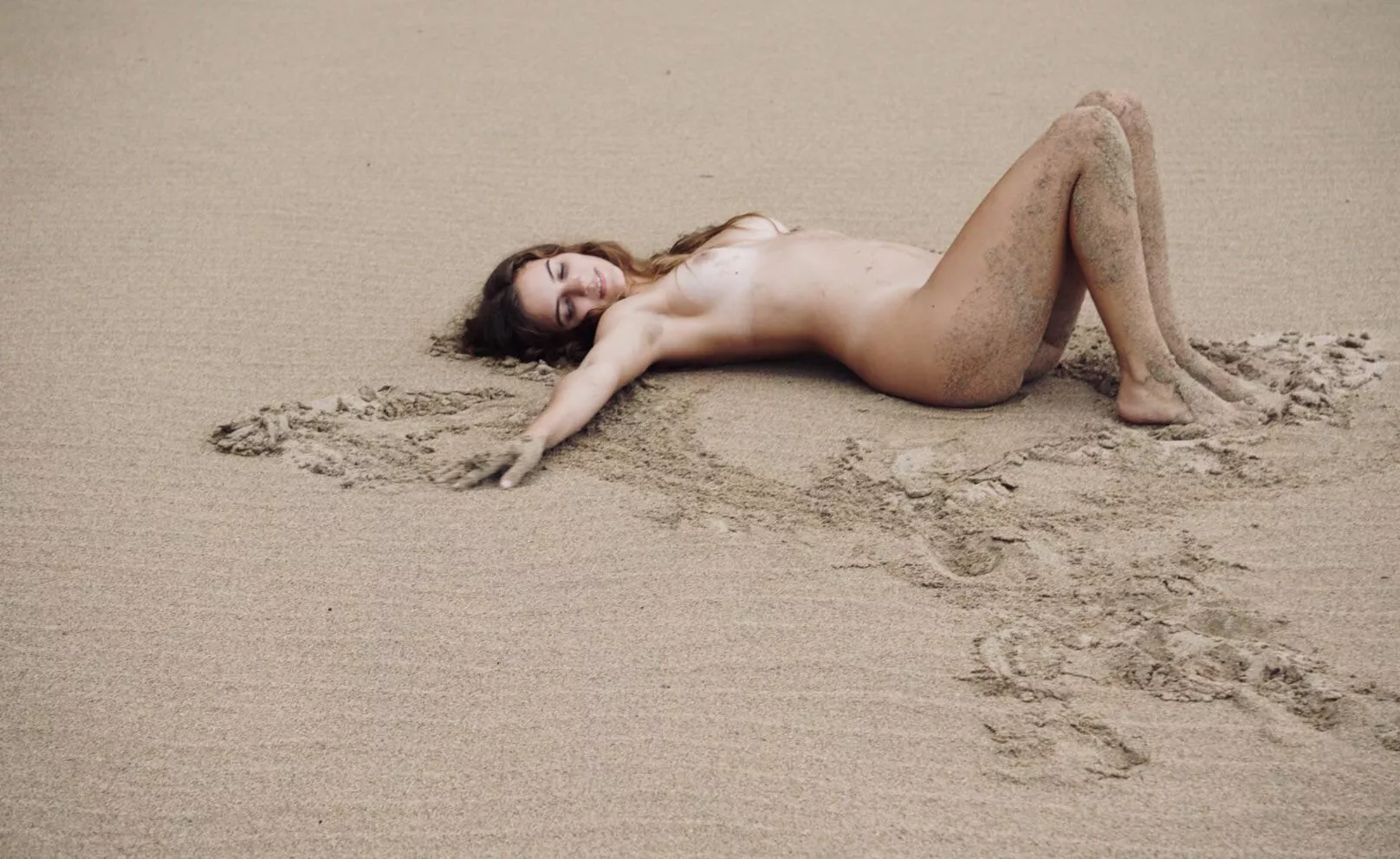 Naked at the beach🌞