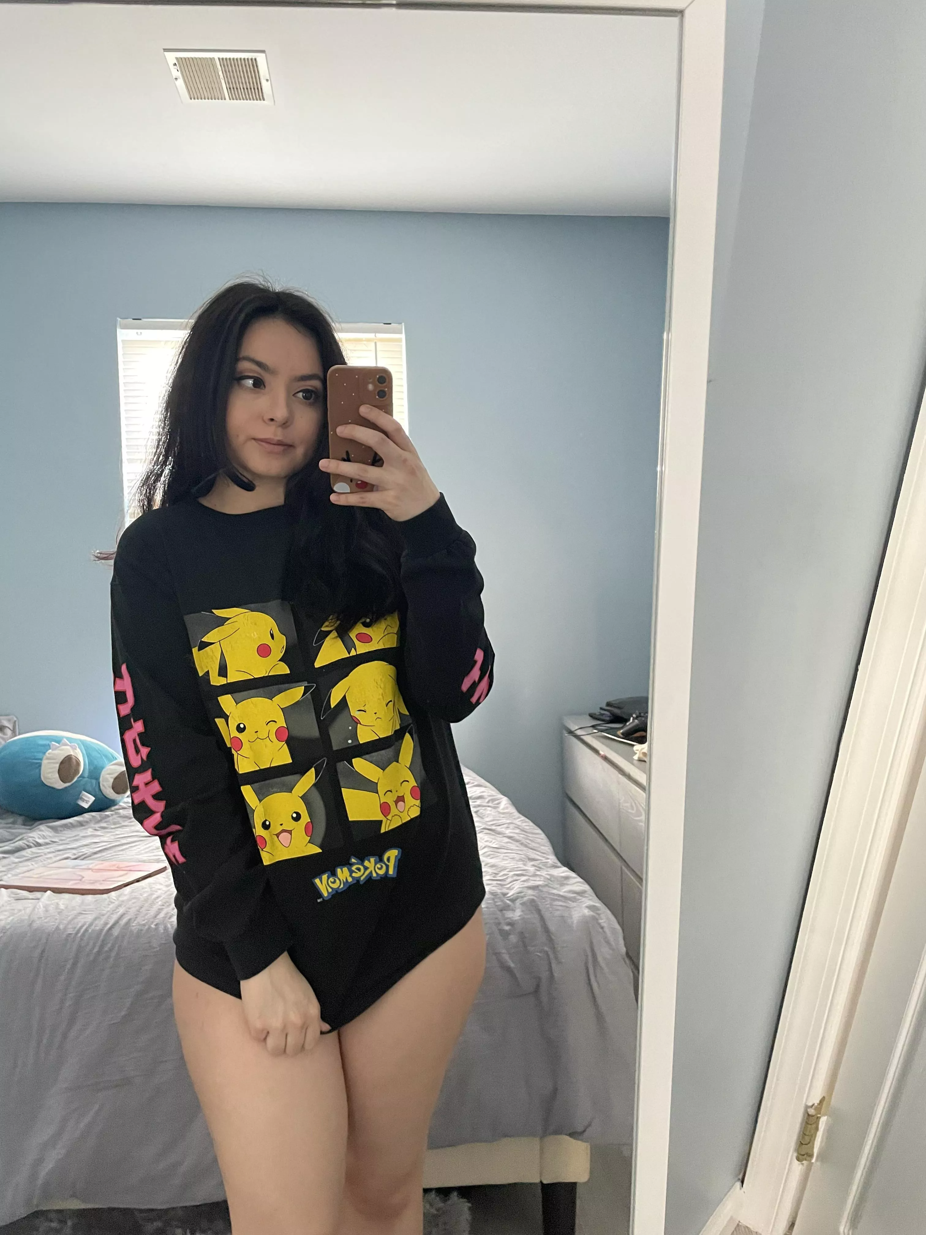 Nothing underneath this pikachu [F]