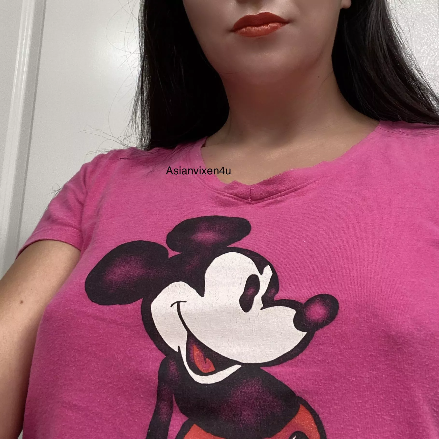 Pointy bullet nipples