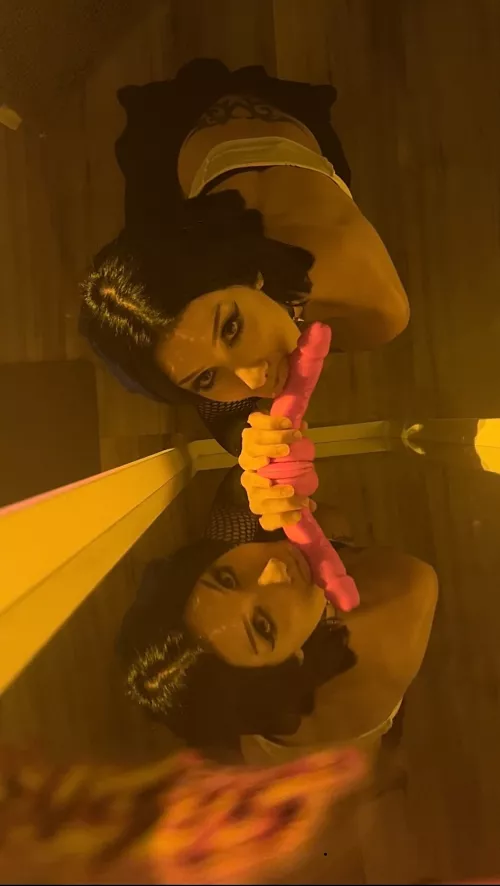 say hi if you’d eat my coochie