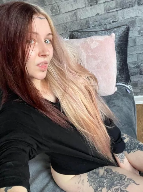 [selling] live sexting/calls/customs🍒 kink and fetish friendly🤫sc: nicole-marshall 👅 kik: nickyyyy.420 😈 telegram: Nickyyyy420 💦 dm for whatsapp🍑