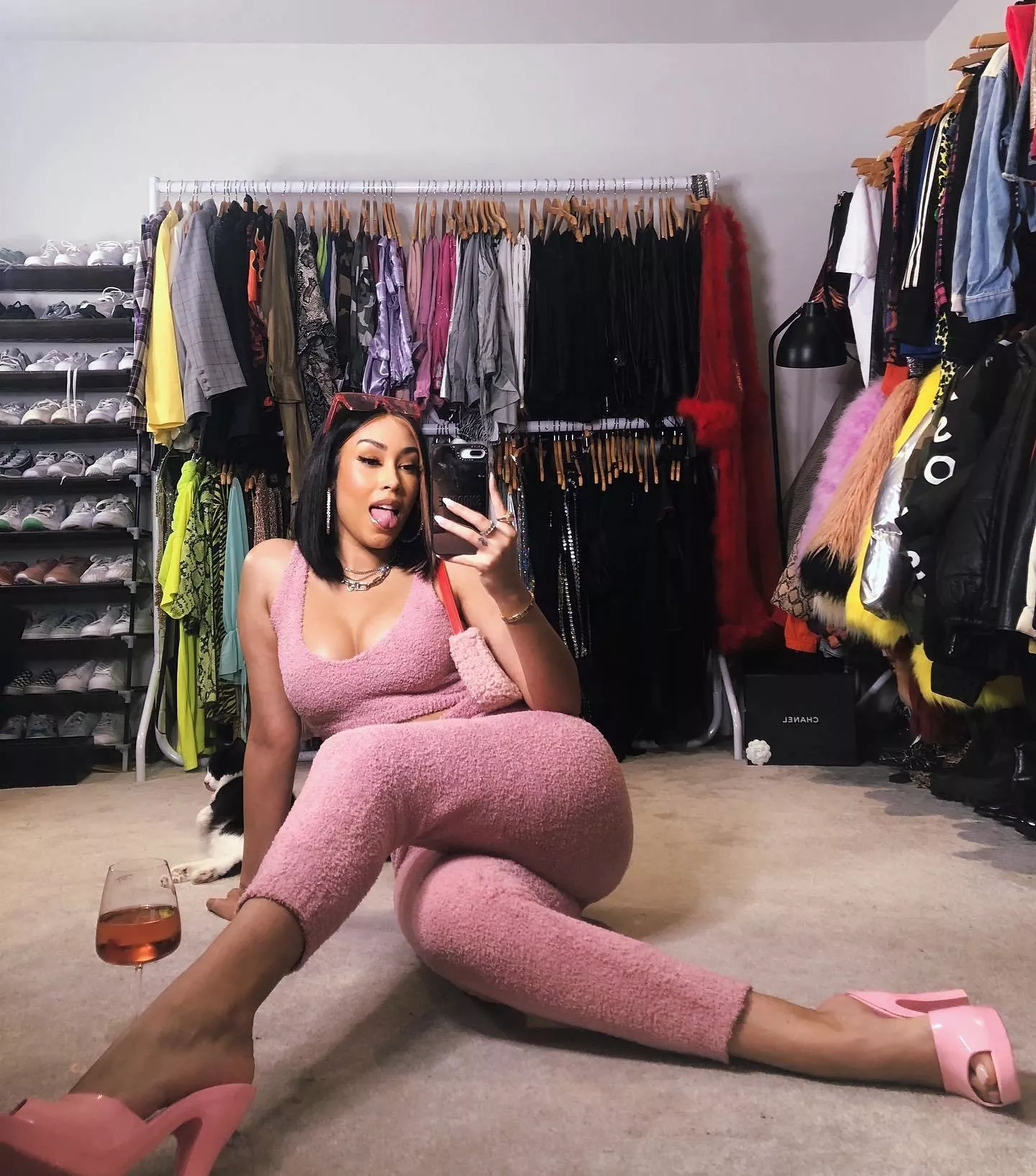 snoochie shy is so hot