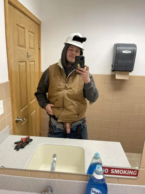 Snuck off the job site to take this 🤪